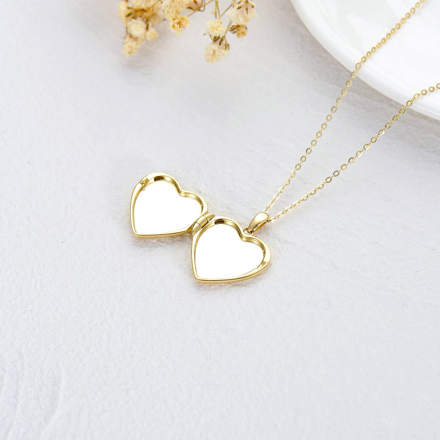 SOULMEET 18K Gold Plated Silver Starburst Diamond Cut Heart Shaped Locket Necklace That Holds 2 Picture, 18" (Locket only)