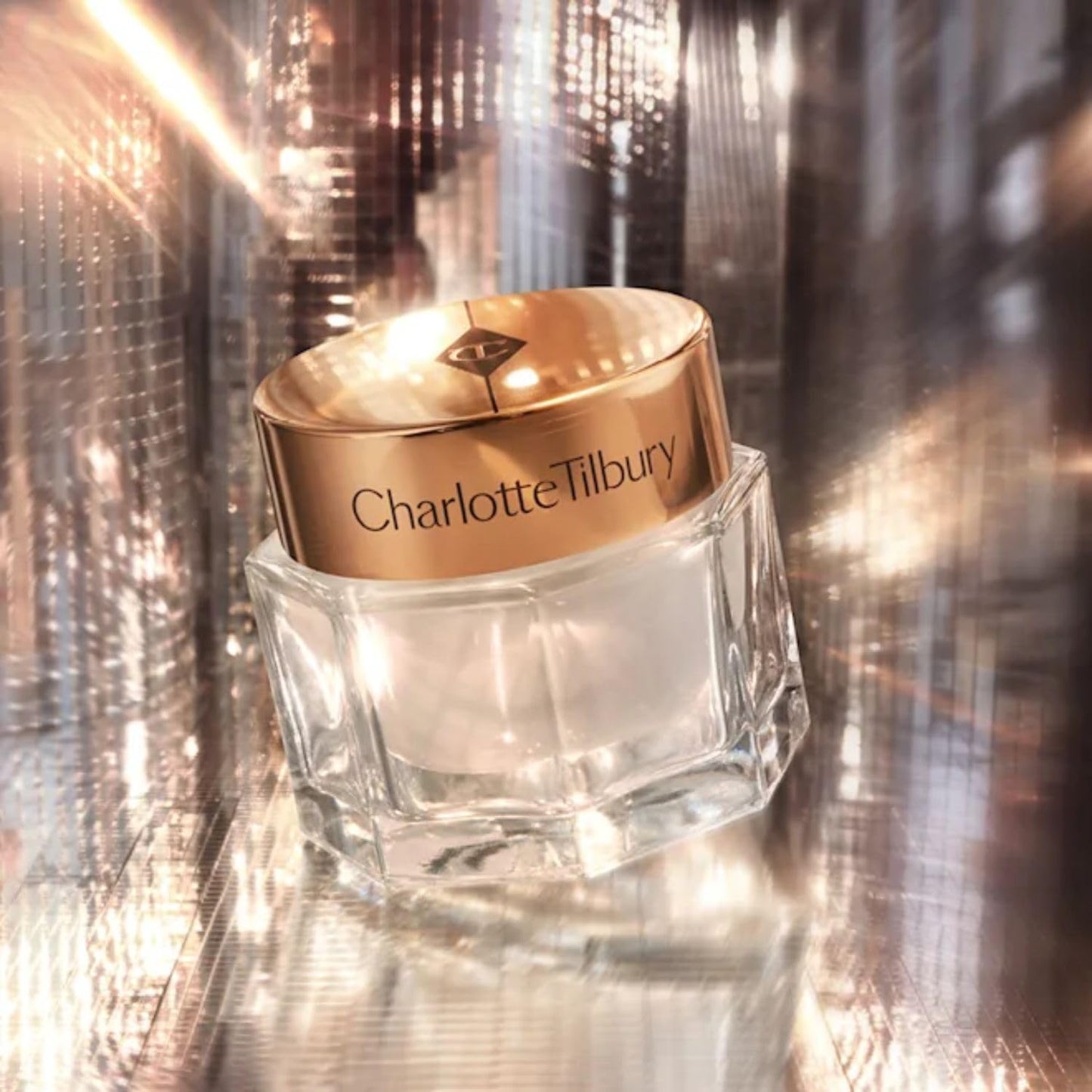 Charlotte Tilbury Charlotte's Magic Cream Forever Set - Firming & Hydrating Face Cream with Vitamins C & E, Peptide Complex & Hyaluronic Acid - Includes Refill Capsule